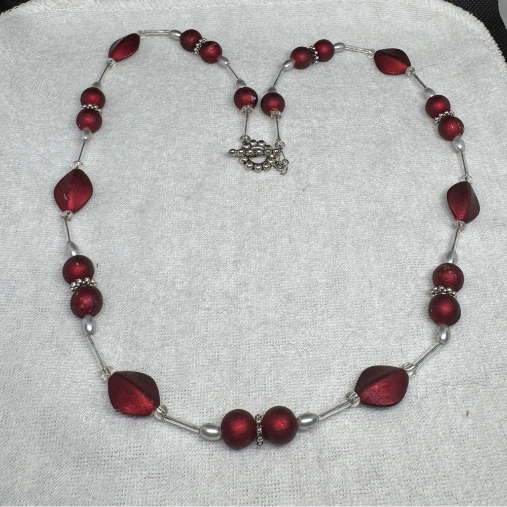 Elegant Red and Silver Beaded Necklace